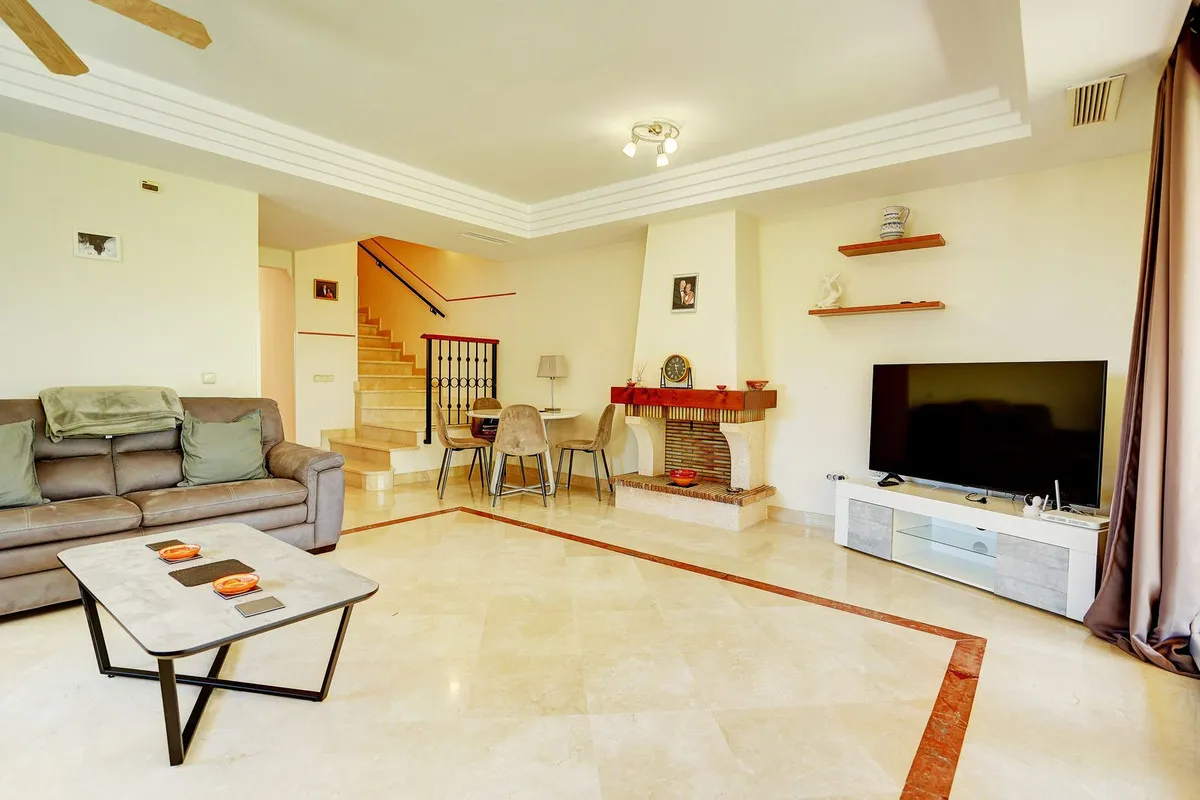 71c7c9d1-bcec-45de-ad2c-580e9b79865c