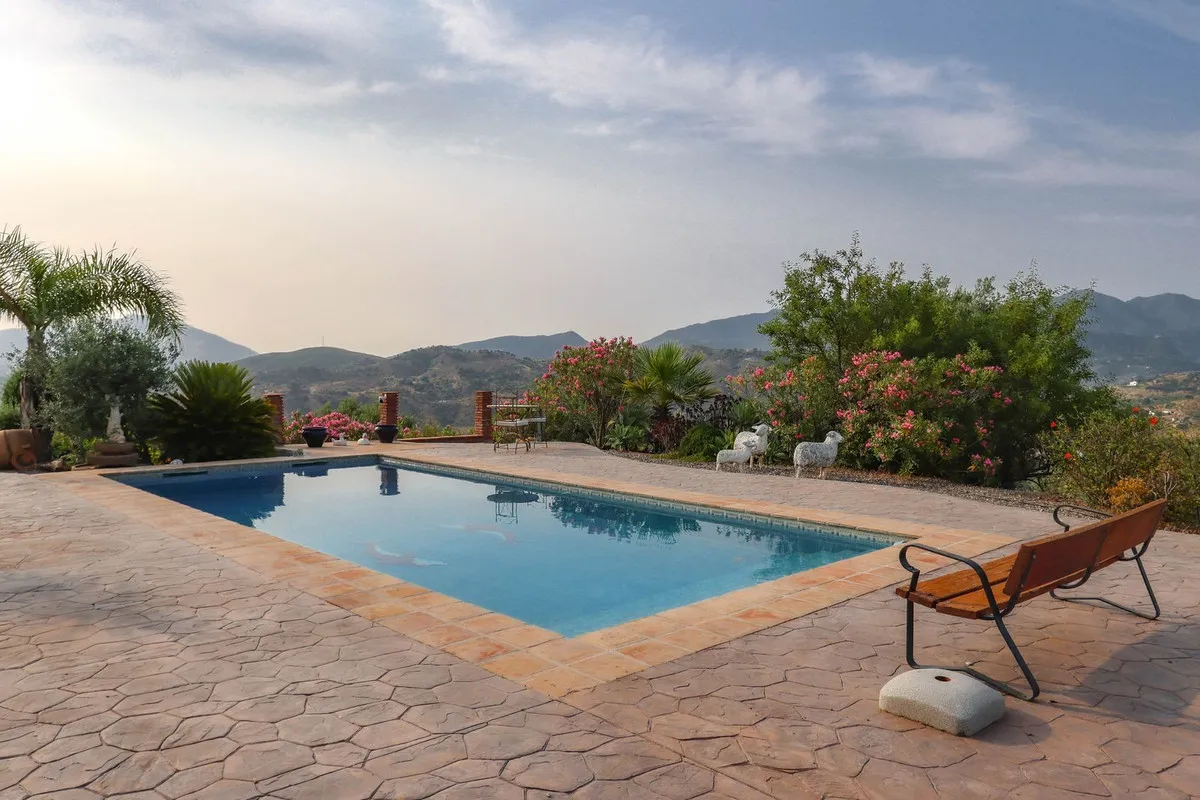 51136869-a70d-4673-a1ad-6e68a88aecb5