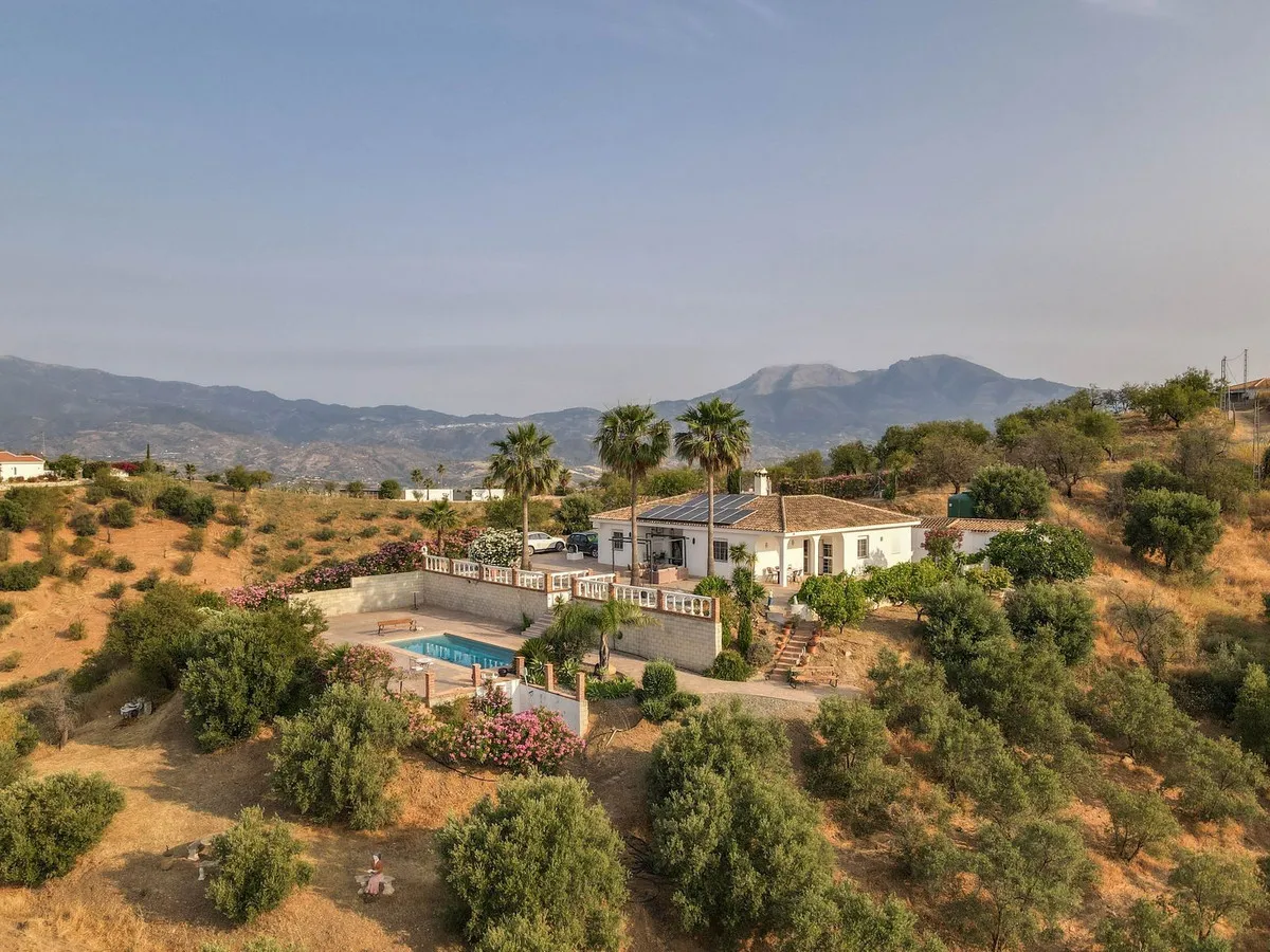 c0b38354-0825-43be-974b-14ad68ea2be4