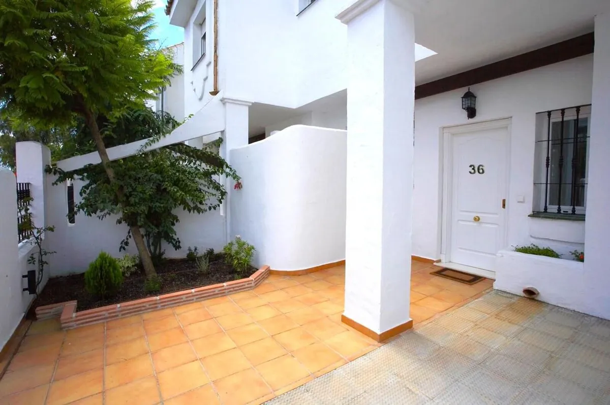 5933beb2-e8e2-4122-a8bf-bb56f5e2370d