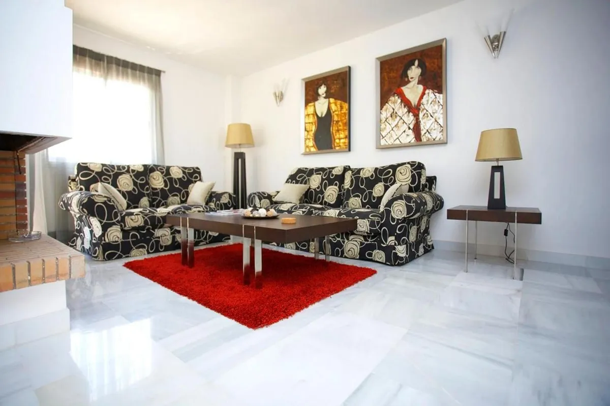 e7439955-b8ca-4abb-b461-473eb67bcc5b