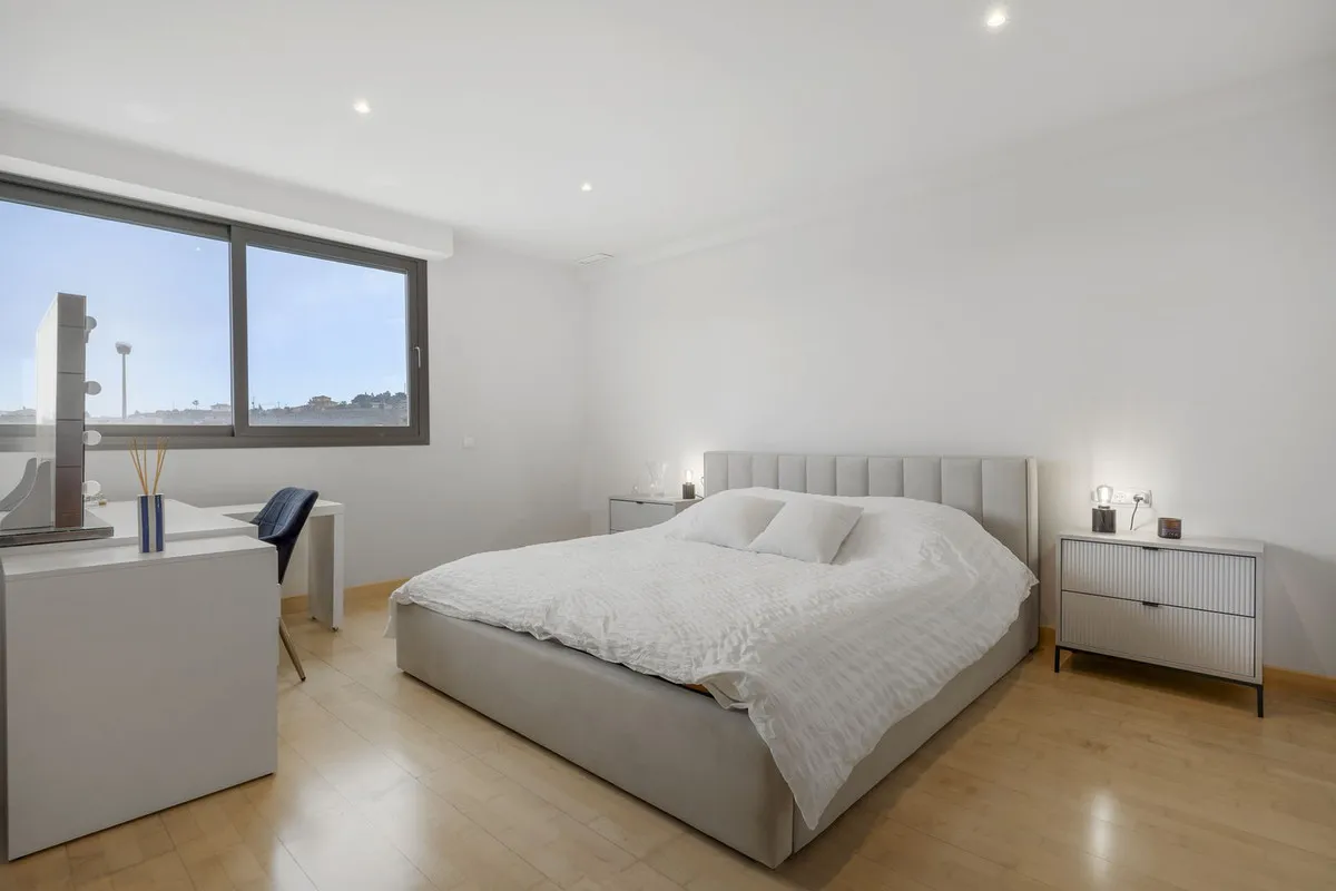 59e31001-7a24-4d5a-b780-ed601686b9df