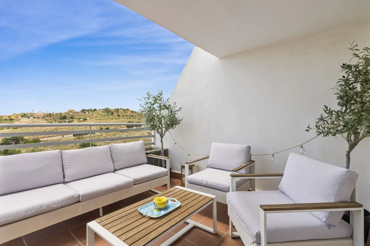 5adc500d-dbf6-4377-8c74-e03bc4b5e1c0