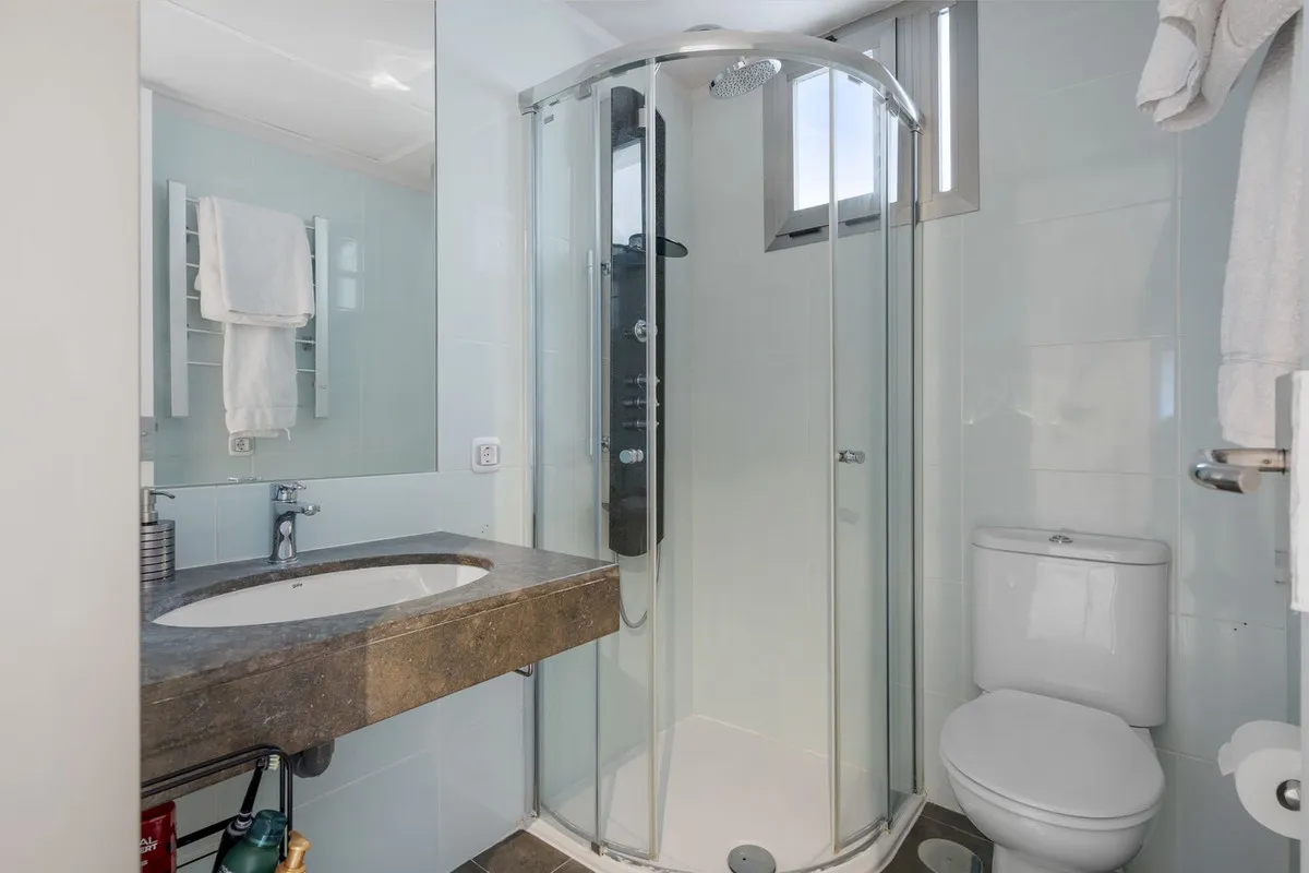 99a0fa3d-4d04-478a-ad93-7ccf0190f4ff