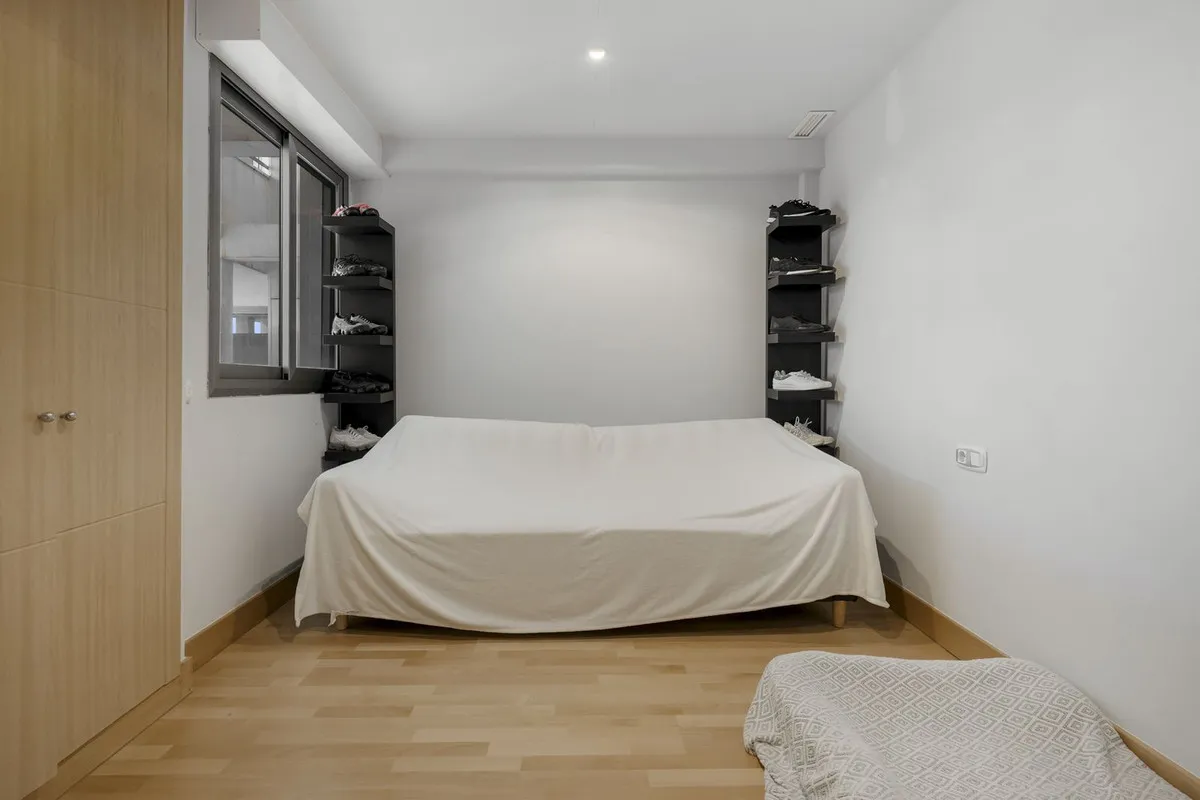 c919fa79-ca38-4ee0-a82f-4ff9ab5c6a7a