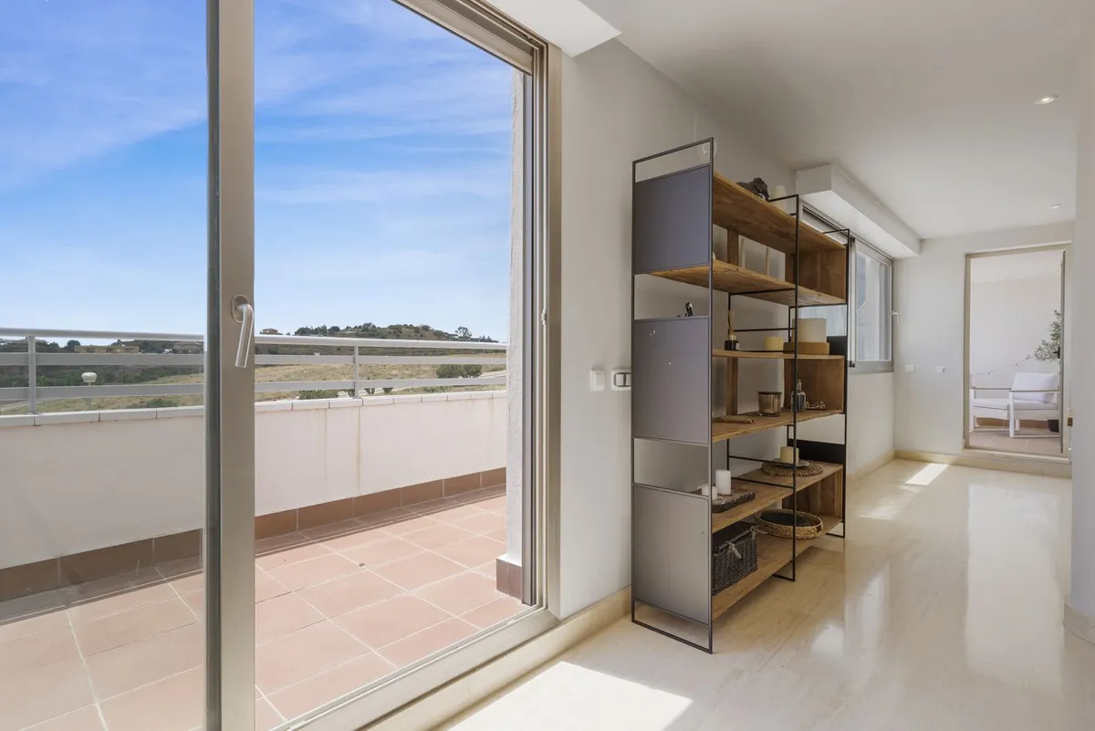 dde04fd4-12a9-4429-85db-eaad99aa0410