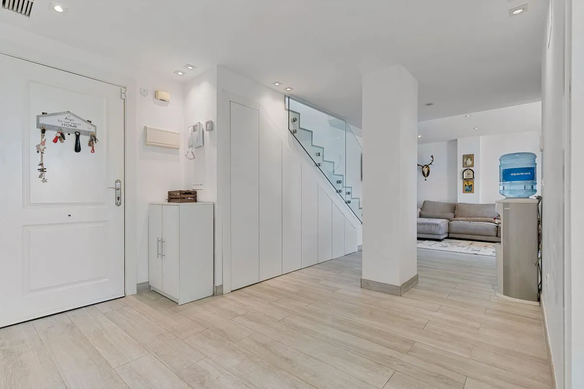 0fc10c91-4871-4ab6-8e4f-885d5020efda