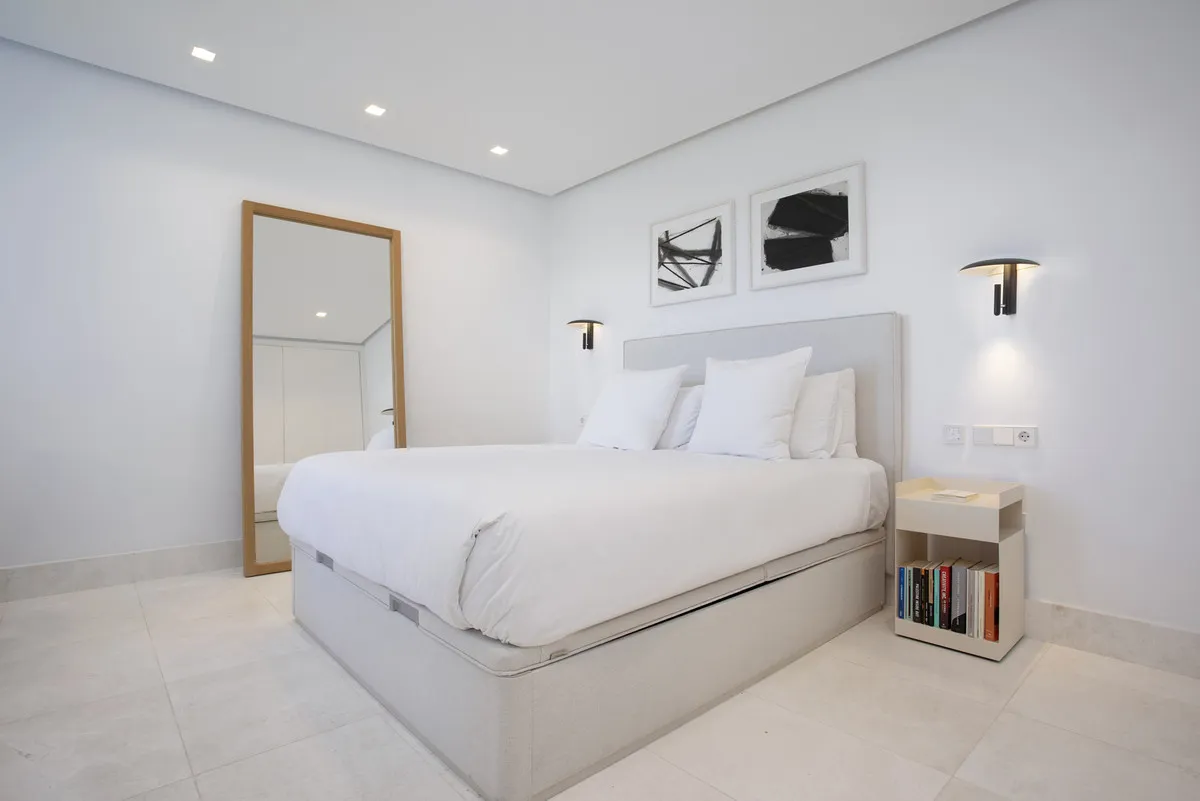 84dcab32-e3db-4adf-9115-e6a8590e477d