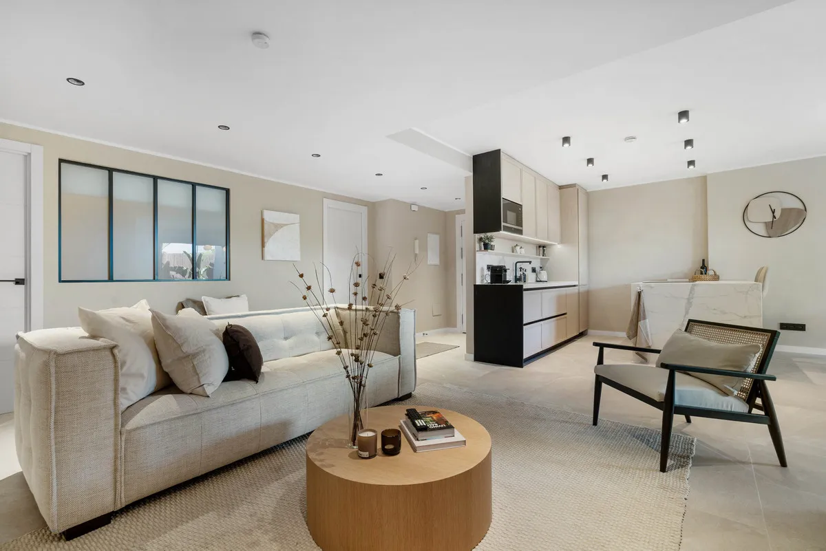 79b38c7d-72ba-45d4-a12c-96b907d31bd0