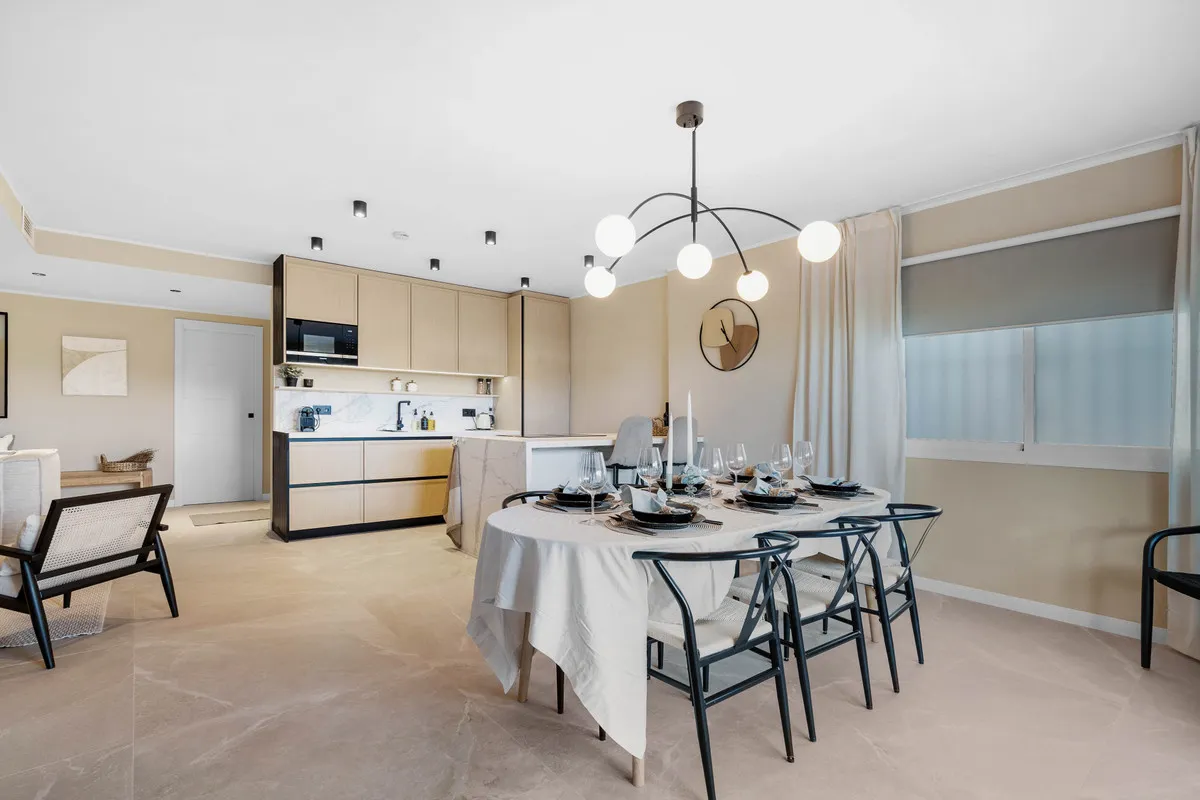 fa4dc98c-5793-4e17-b117-a63d78452f54