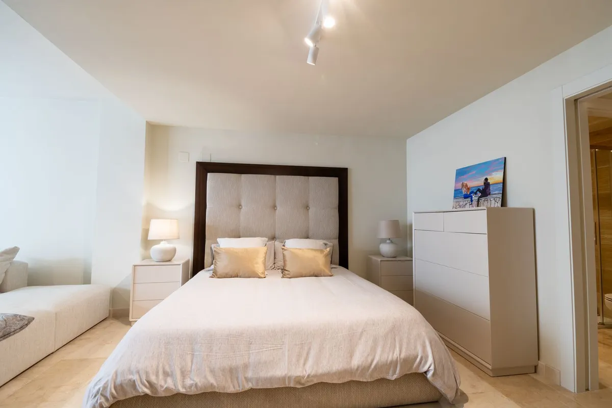 31e4f11b-4154-4f93-8f05-c06df8e02962