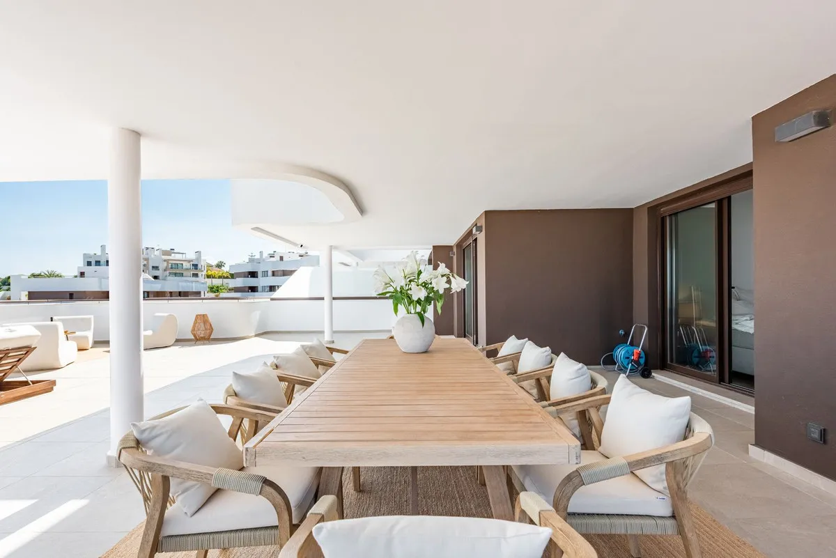 9fd3f685-1fb4-42d3-b384-e75bab18b6a3