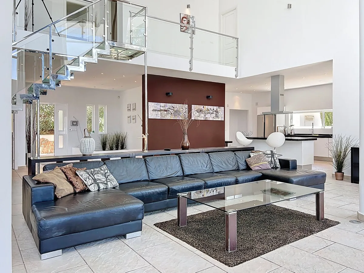 d8852522-c8eb-4a81-89c2-b39199825867