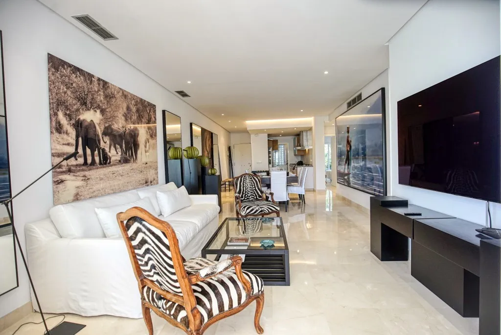 1145c448-a7be-4dfc-8b97-5a4e423ee9fd