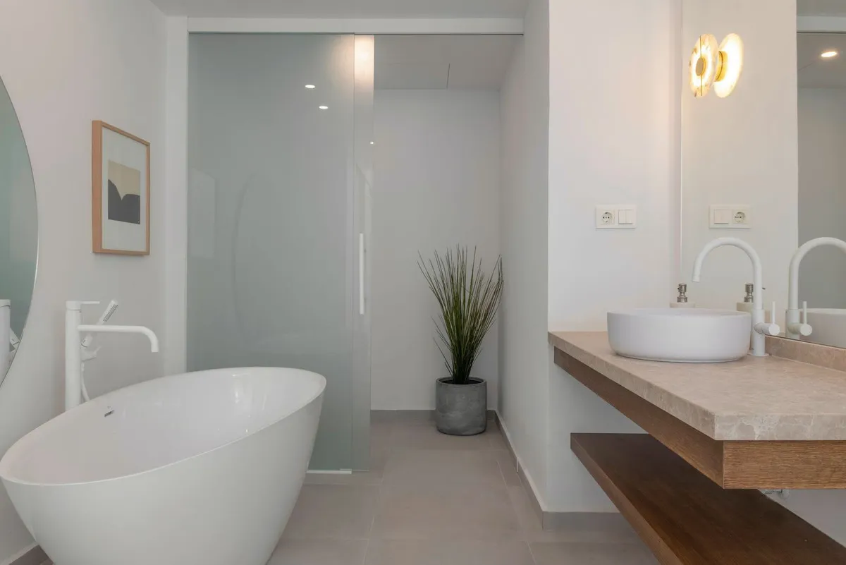 9131f4d0-49d3-415c-90d0-39e31e7e5f29