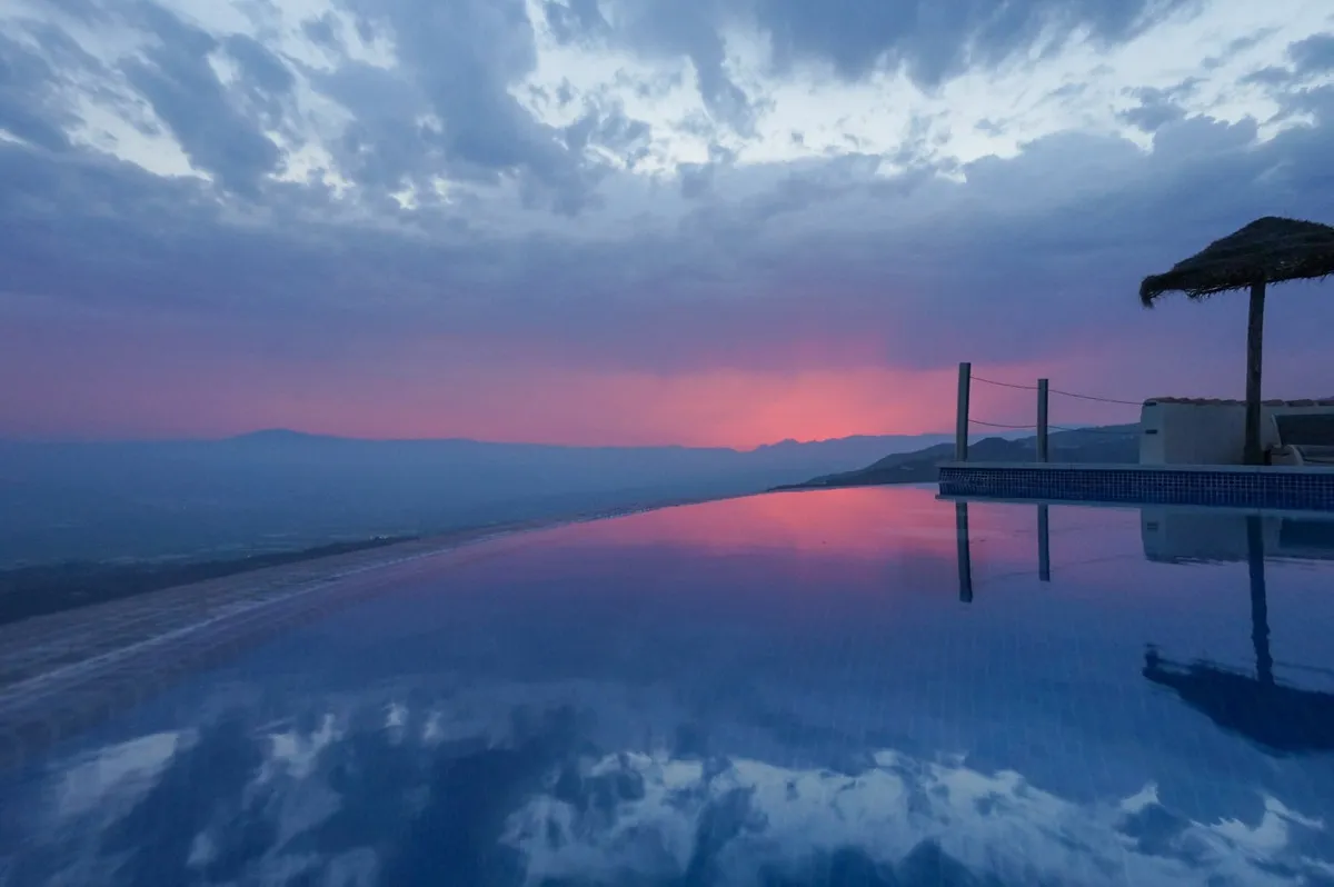 20f906c6-a5ab-4ff3-8118-ea5304c1bad7