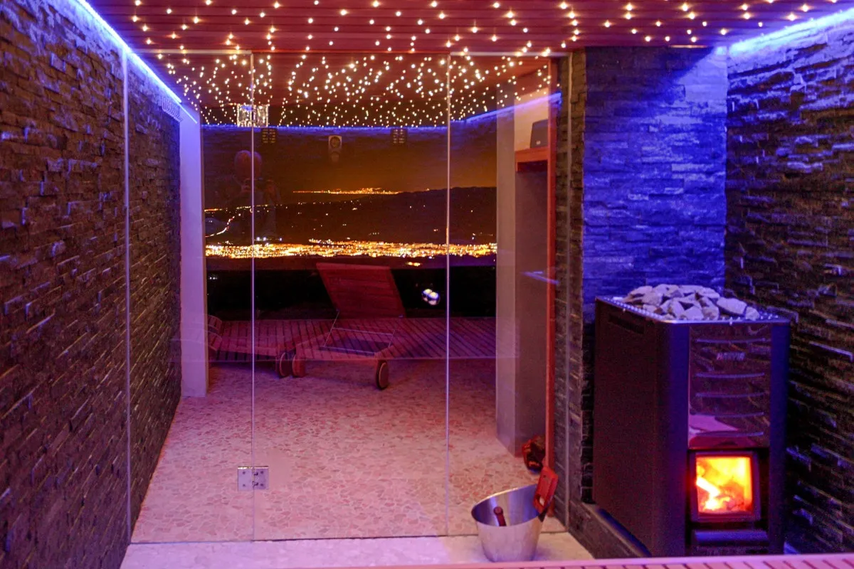 2d40301e-d5e6-4f9e-b283-33c7767a9ea8