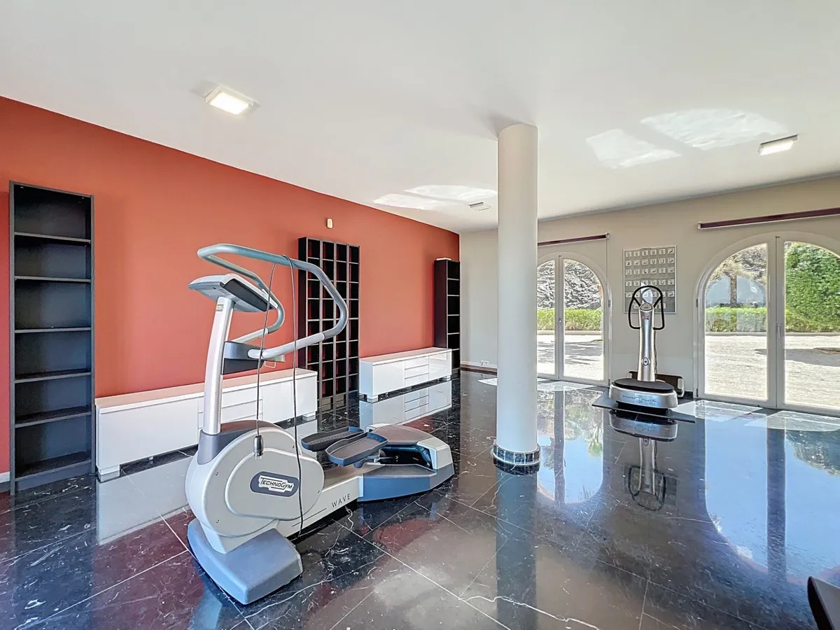 620e7ce7-b737-42a5-bf77-6d3f306b2af7