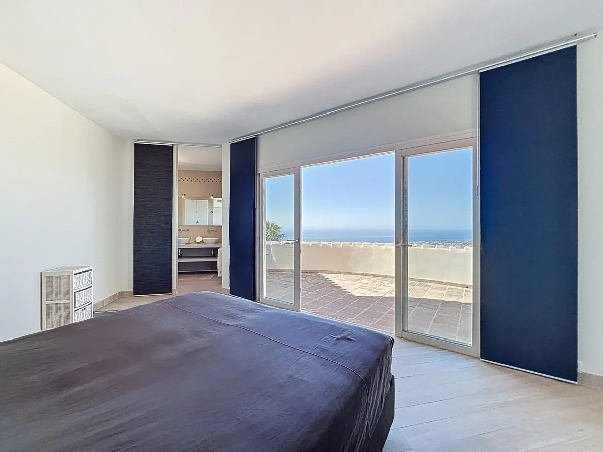 6637ef87-7fcb-434e-8701-199c1338537a