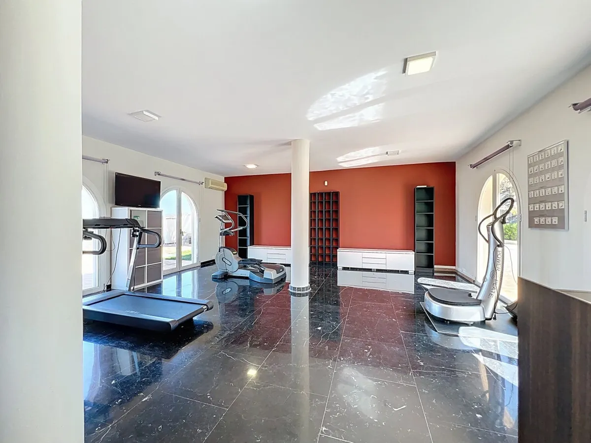 6e7260d5-37bf-4260-b26e-0a79329d6d23