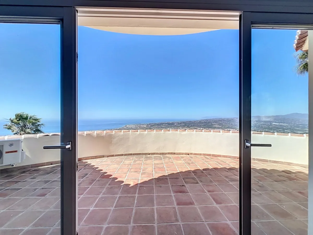 9a3e4405-8a4b-469c-80bd-3d159151cf7b