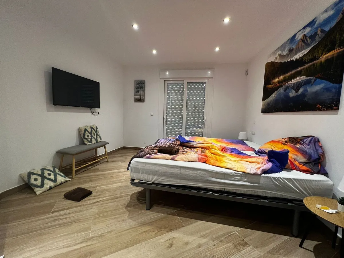 648edce5-8a26-475b-a81e-d47a7beab888