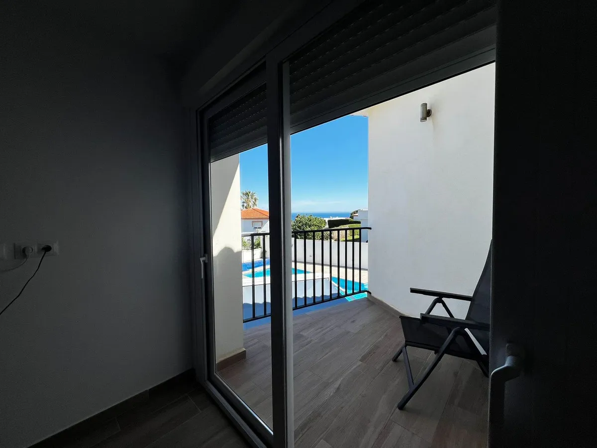 b04e4c2e-ba9c-4be9-b3f1-4a4c7b79a5c1