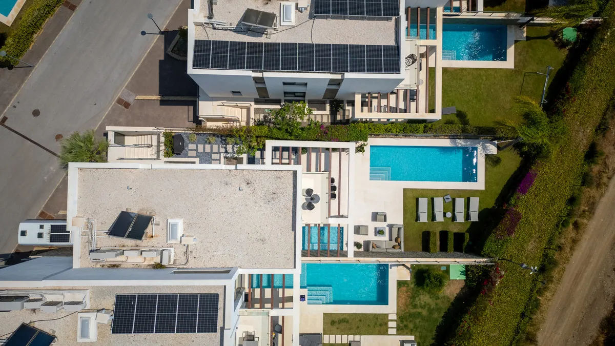 a695ac9c-d73a-4c2f-a8de-f7fda014fa0e