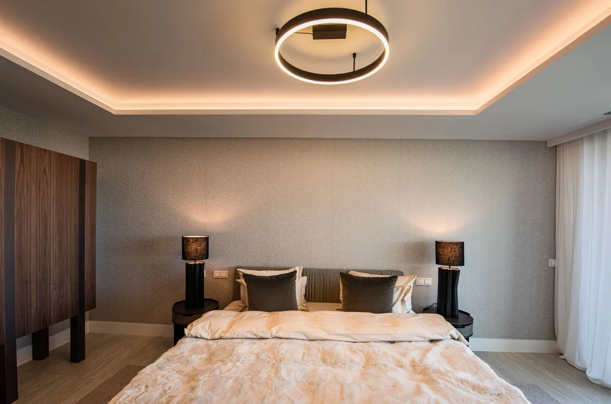 c176c0fd-e686-4569-ae29-5a18bacb8b32