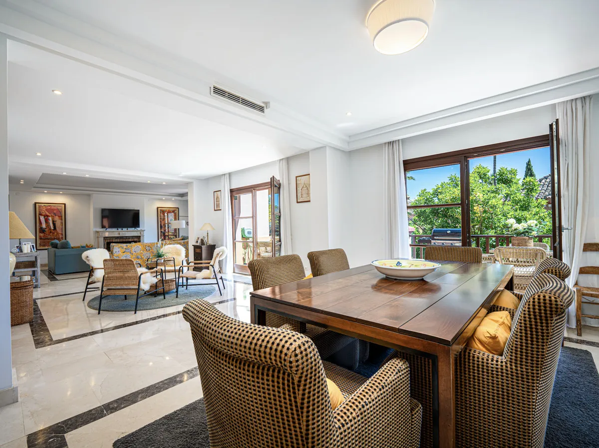 3ae47b08-33bc-4ec4-9a4d-a08a970a278f