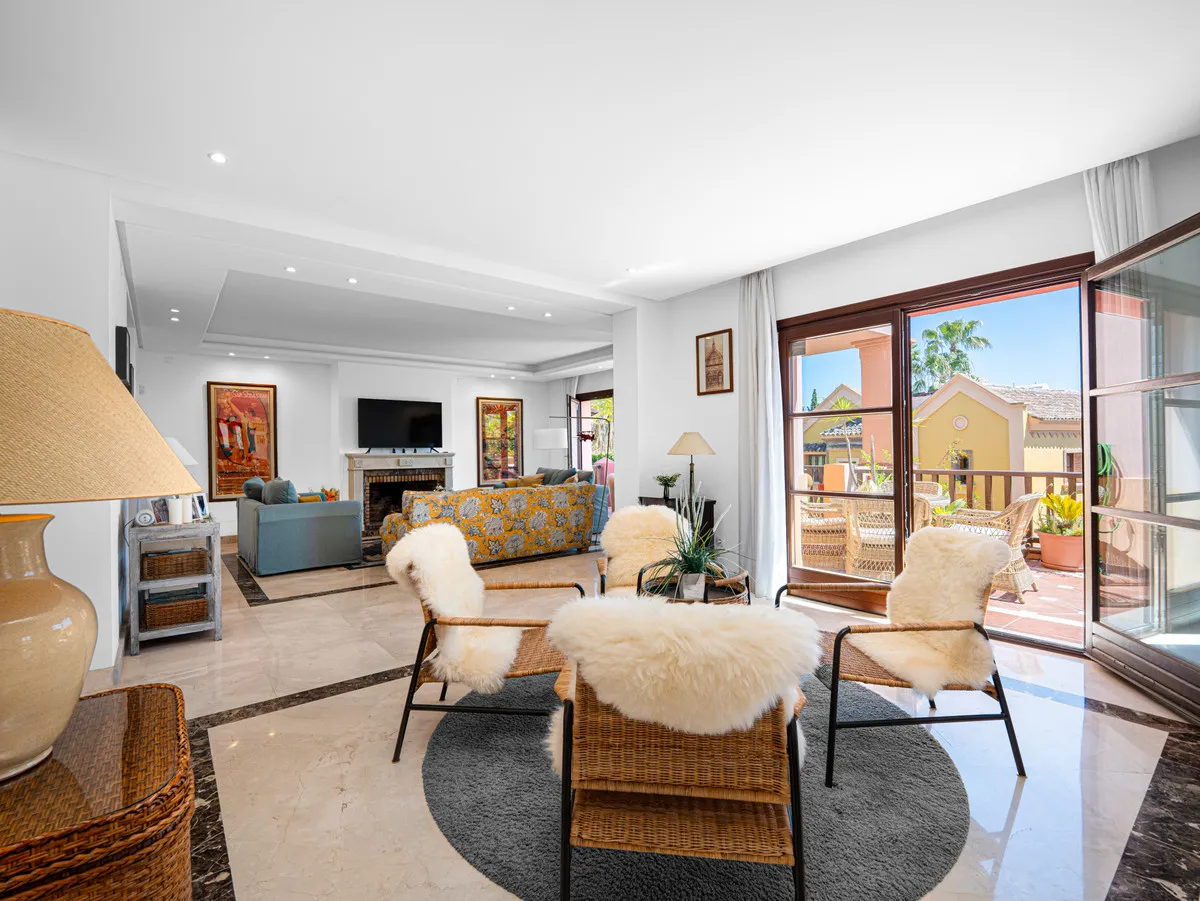 e08e71a6-80ff-4e8b-9a1c-0fa428bb4b71