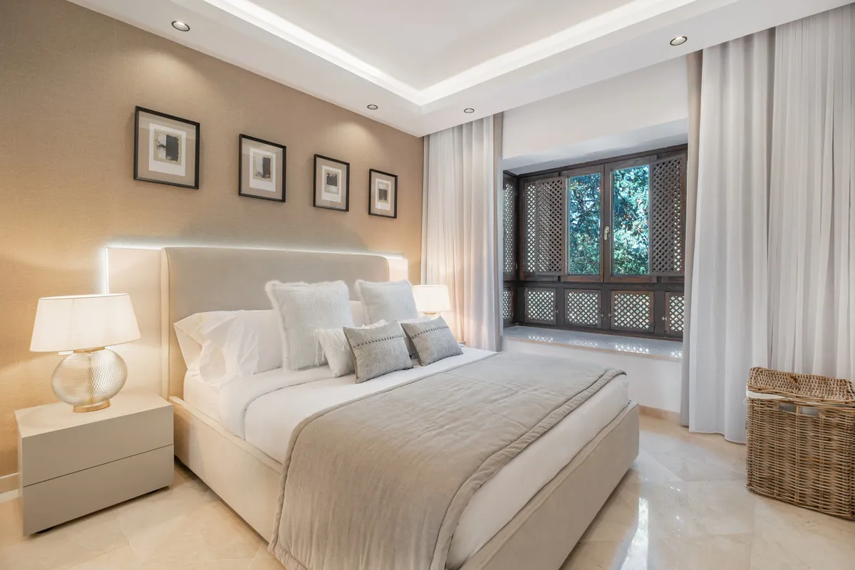 832f88c7-a16e-4f75-a418-5dbfee41a24c