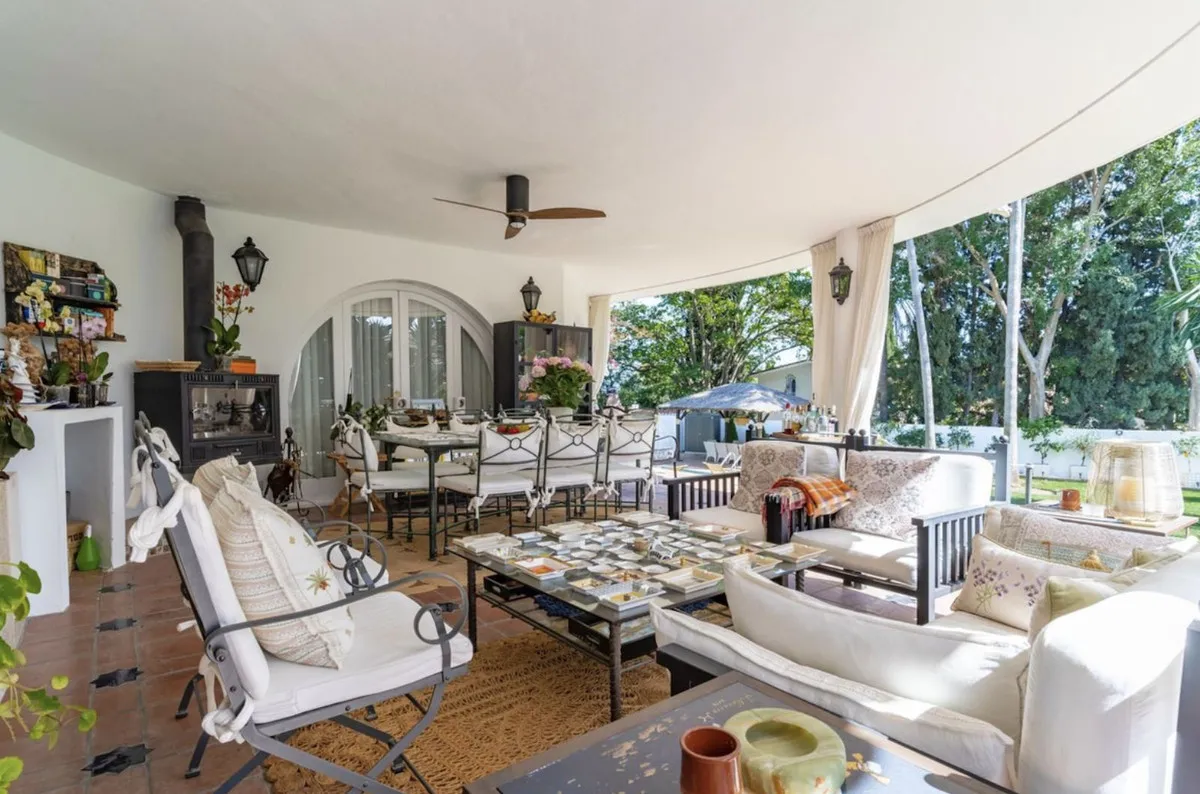 4c7d7da9-28e9-4a93-9778-2bdeb1efe747