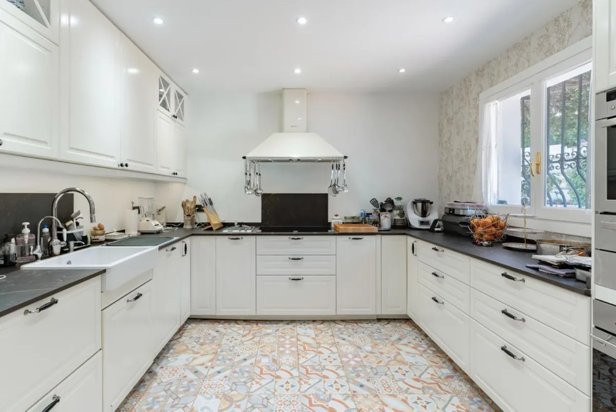 653d3cf6-039f-46d6-9d22-8a872823e376