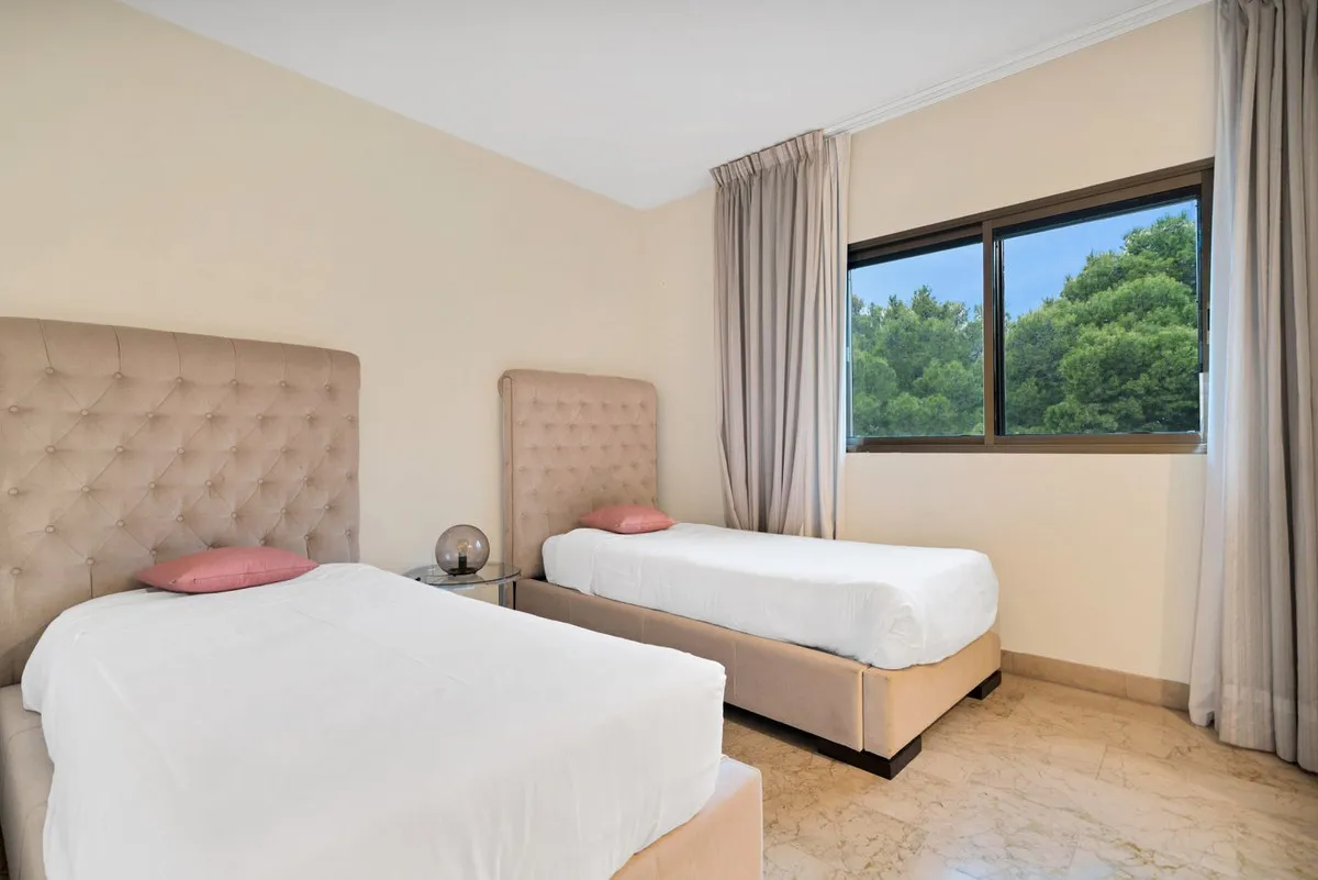 66af1865-71f6-4bbf-981b-5a0b3f9ad439