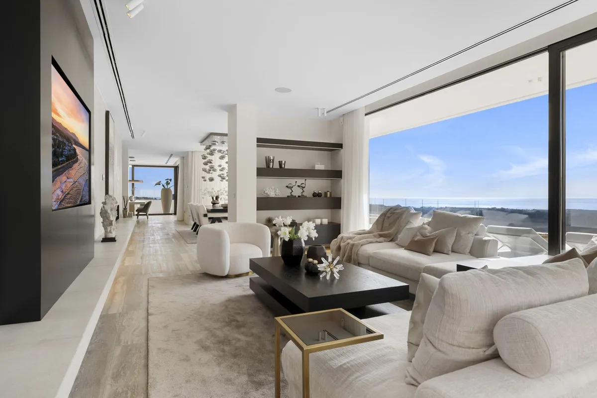 700c760f-5fce-4958-acd1-78e8d592ad7b