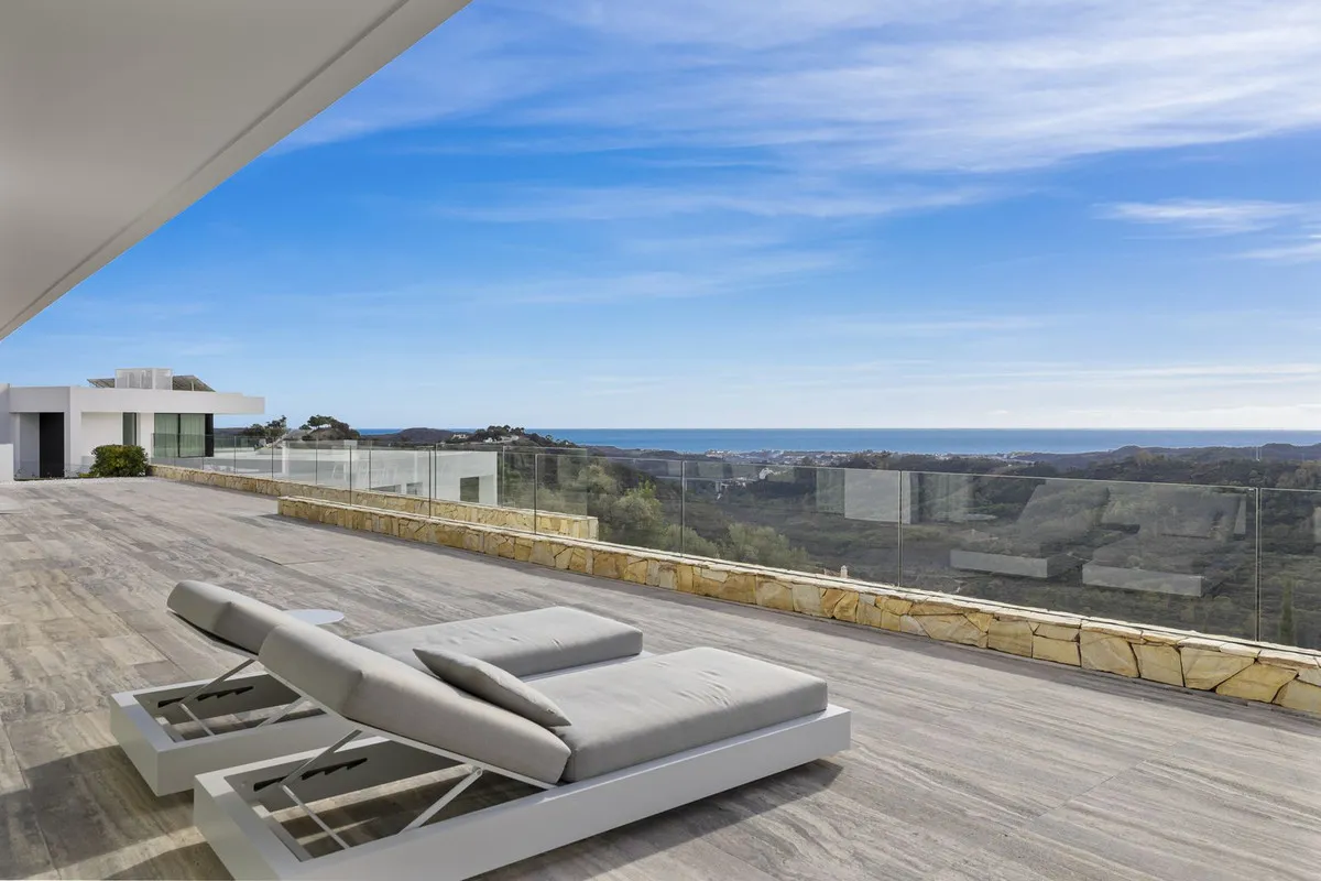 9c83189f-b449-4e36-8cd9-2210a17b0cbc