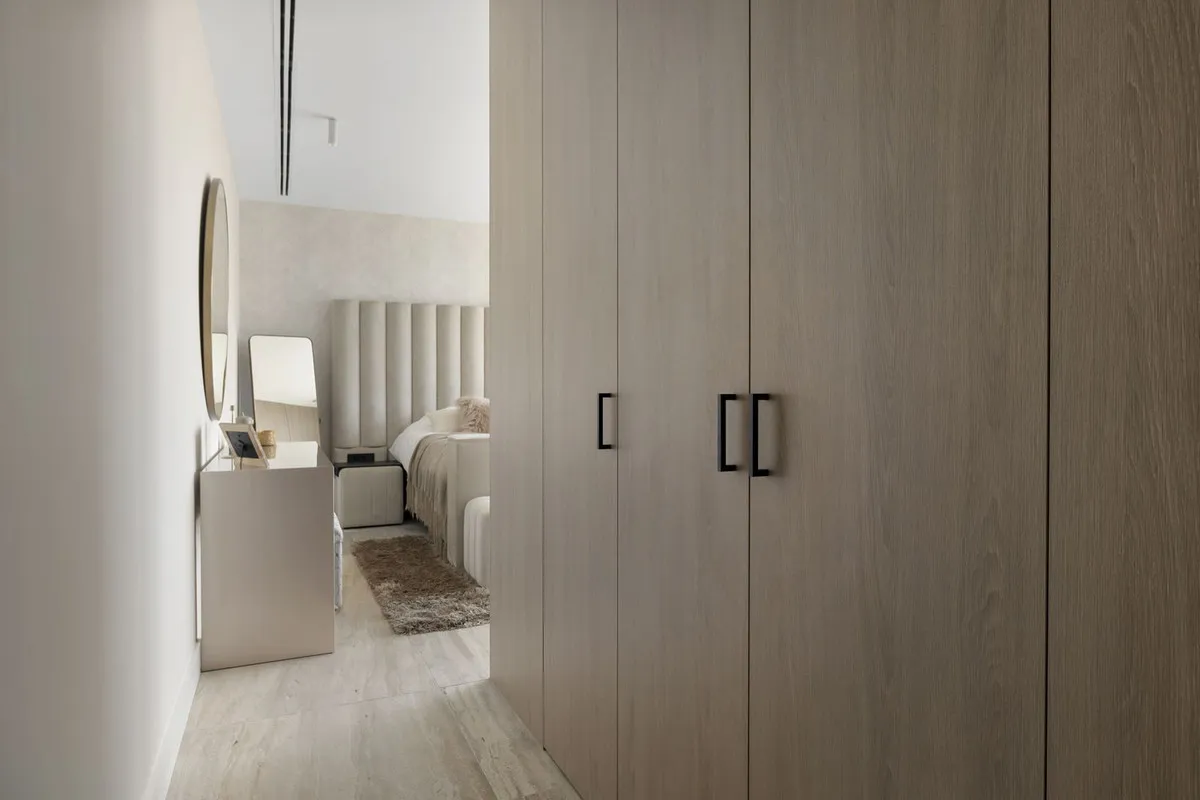 b1f72642-8fcb-42ea-9b3f-00475a1b87bf