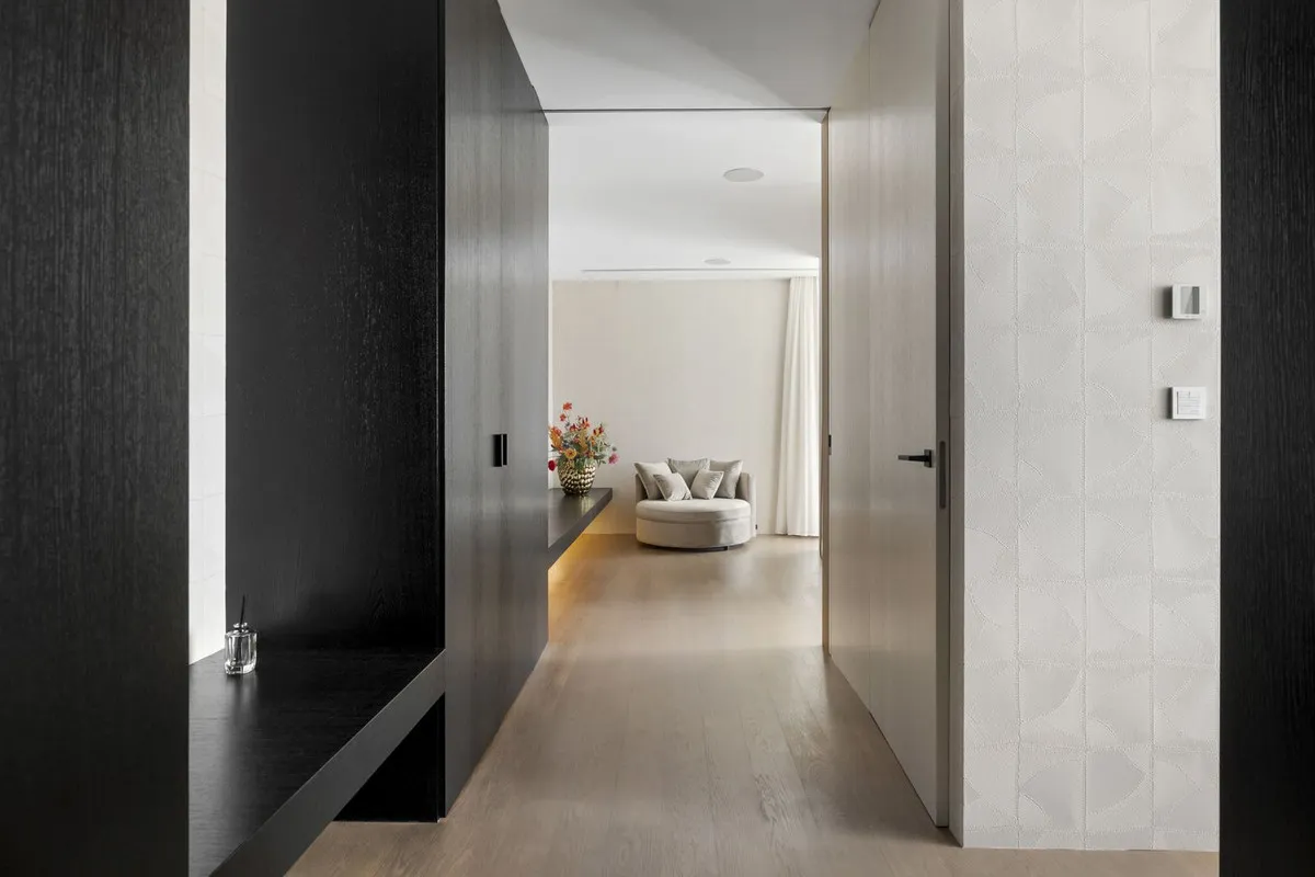 c3d15693-04e4-410a-bf07-0846e4f3e56f