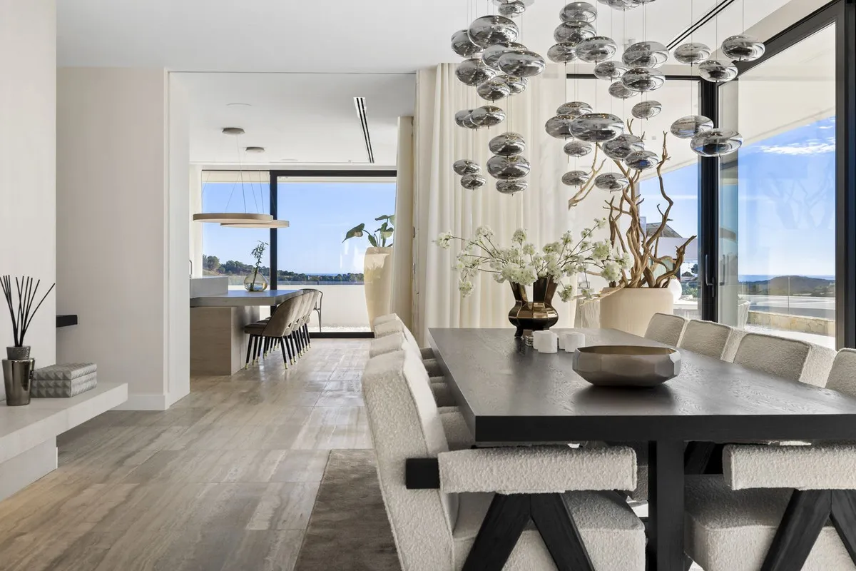 cb58003a-2c1f-4d64-9d2e-e299d00910da