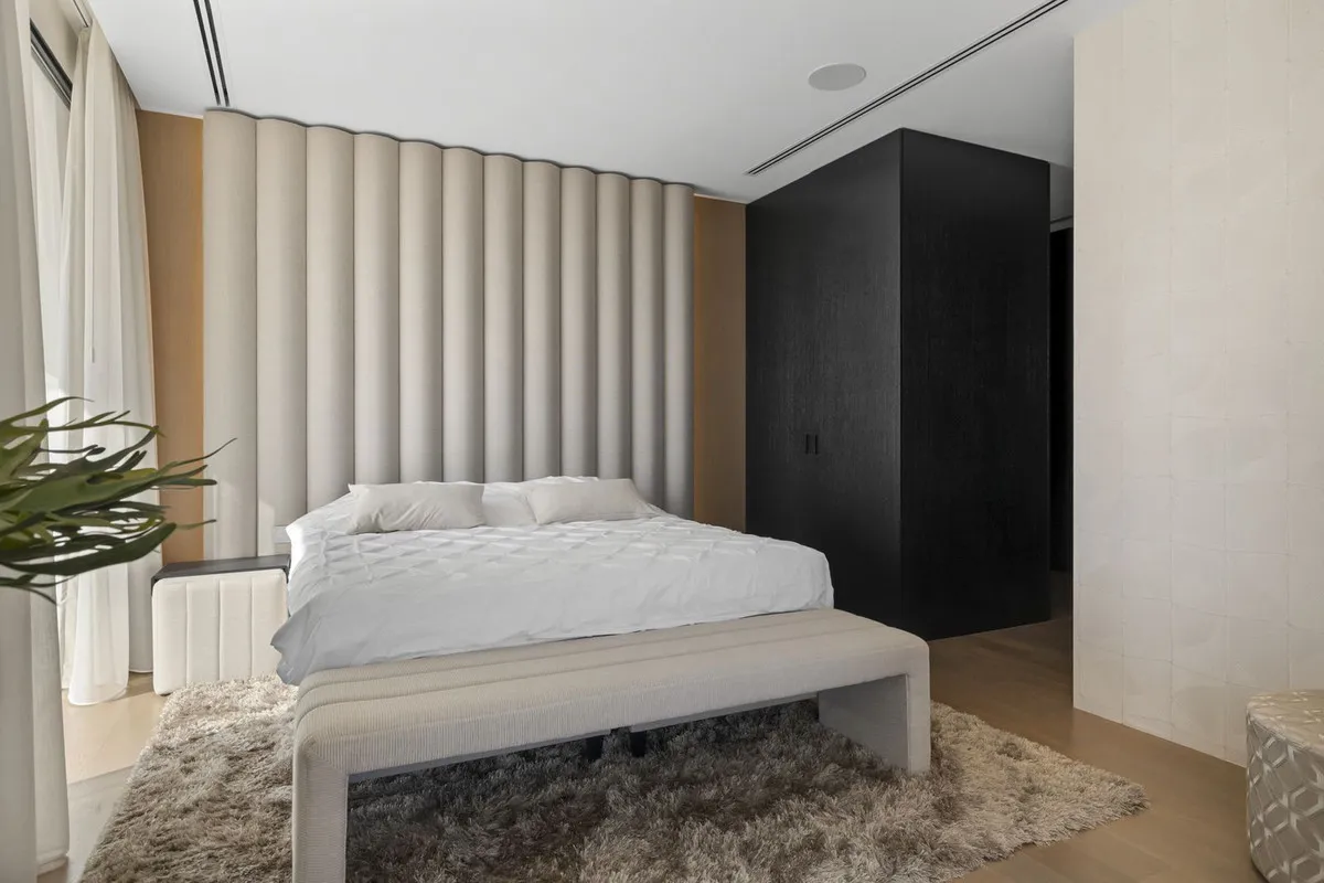 e39cb296-7c51-487f-826b-a9ead842322a