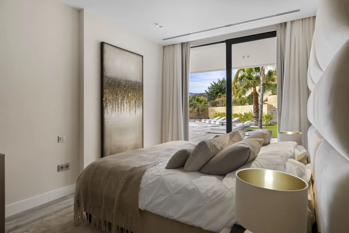 fed86fa6-71d1-49dc-82a2-45b0d46b4314