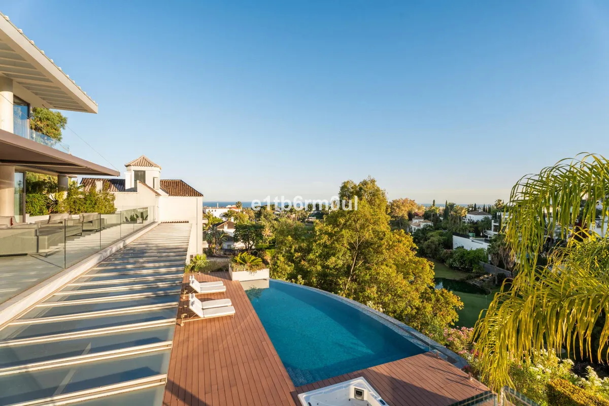 91ff0750-ea36-401e-9a00-005e300cfcfb