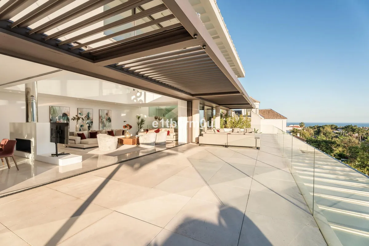 d4a36653-a215-4ea7-9510-1b2a7b32d002