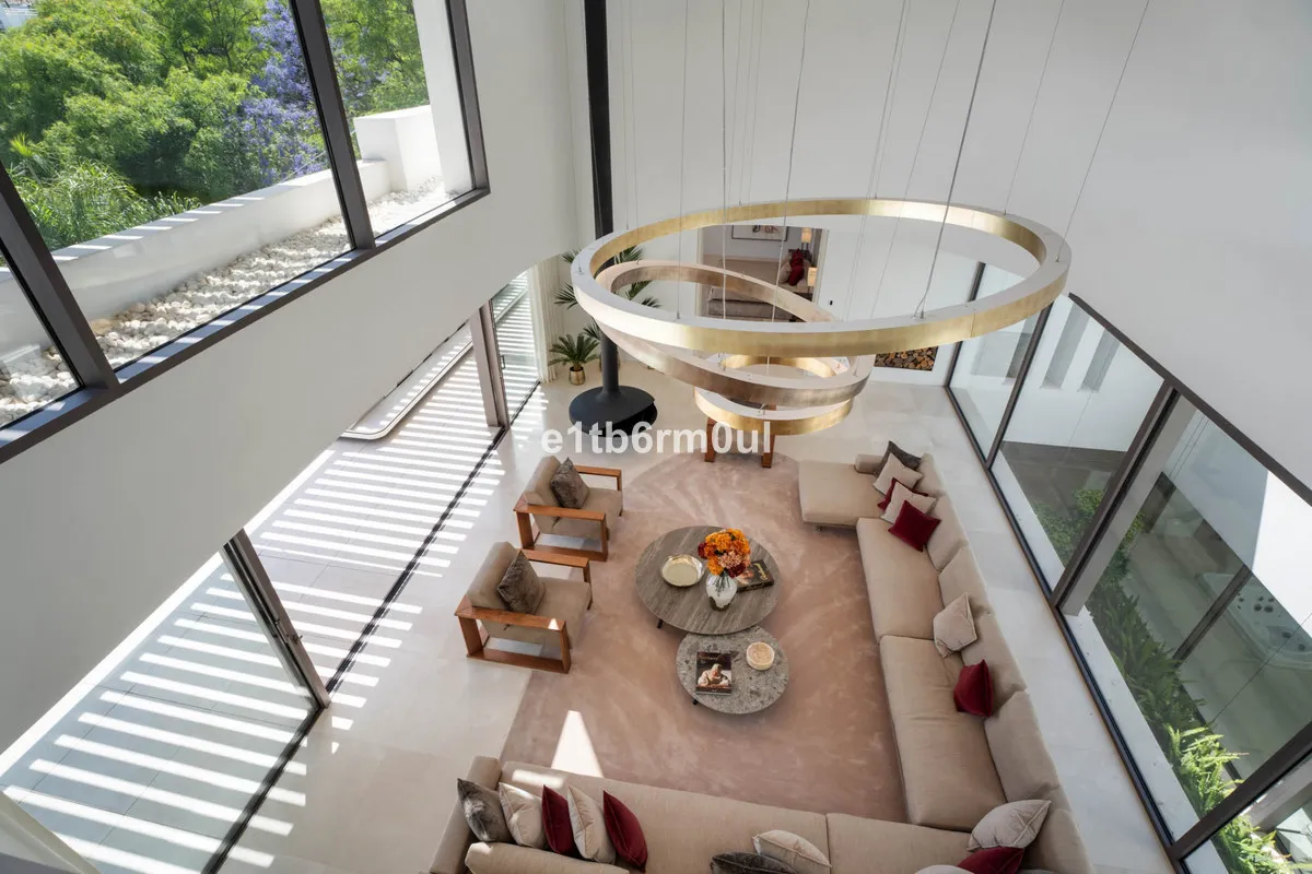 6a7f16c8-0ef7-47af-8a2e-3c03e1d8a360