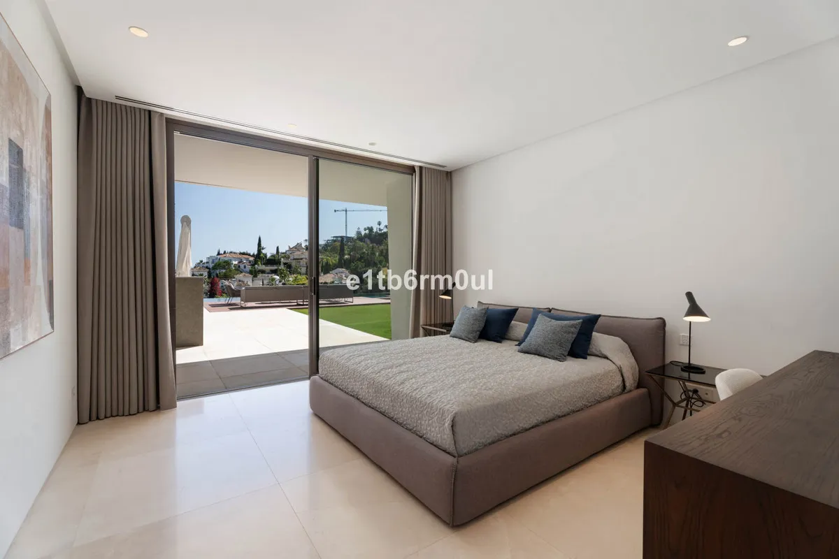 b8bccd27-3a60-4193-9b71-5d188ea4521e