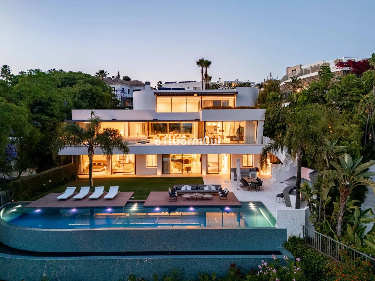 dba8c893-e126-4592-af9a-fe7c832770f9