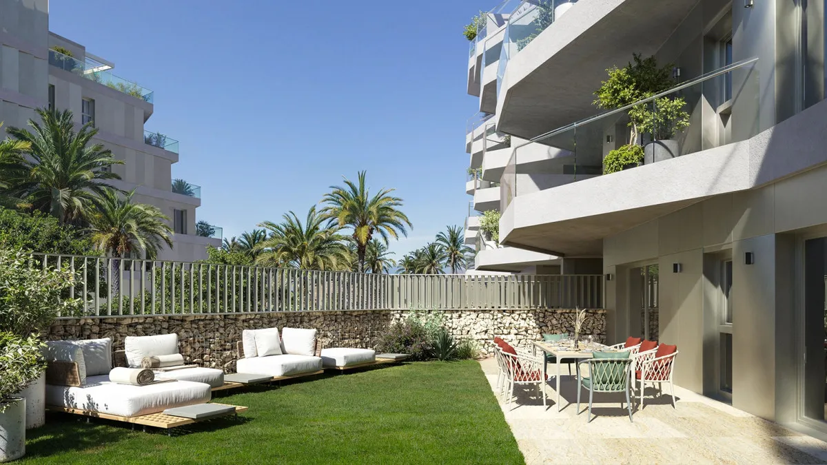 8cf333fa-b947-422a-8aa5-8bc519fe7bfa