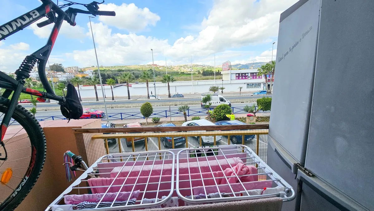 d0aeba98-a2bc-401c-84cd-af8d37a4d431