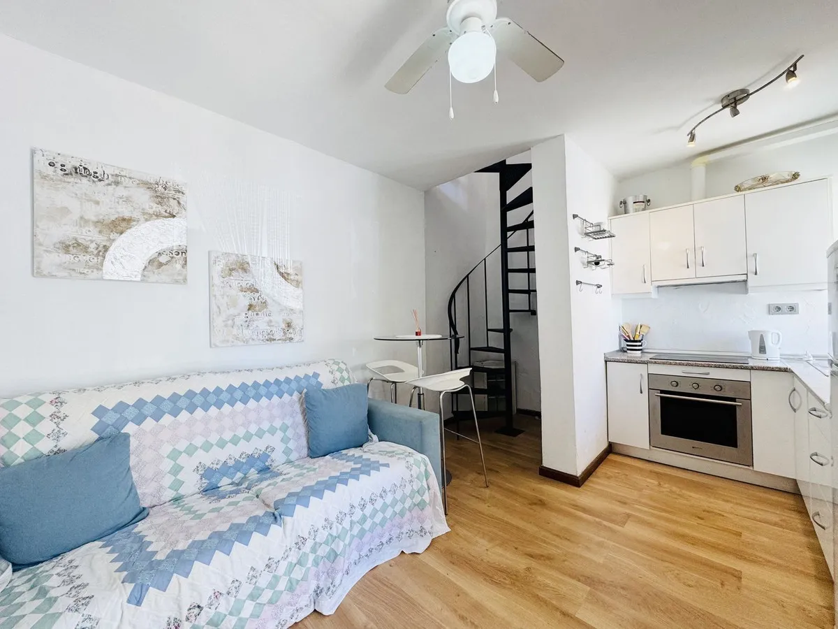 780695f9-b346-4c1d-ac0a-41718b940a10